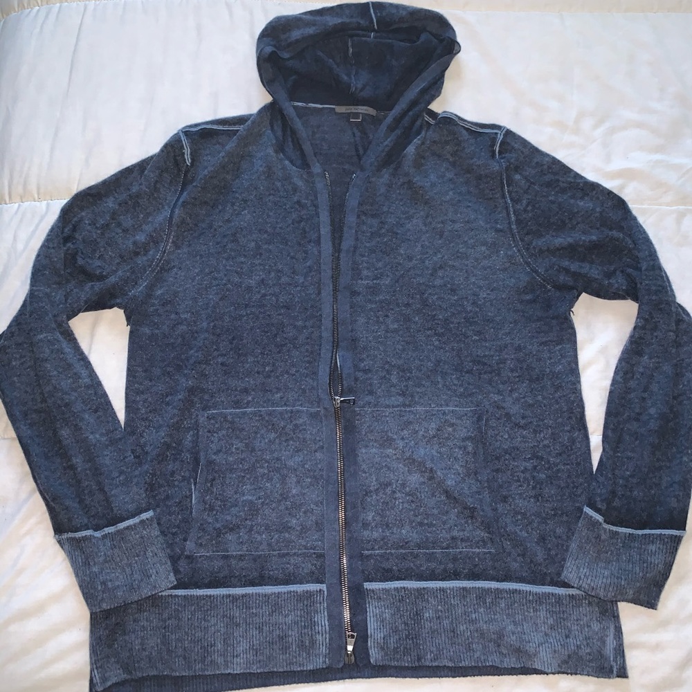 Light weight cashmere